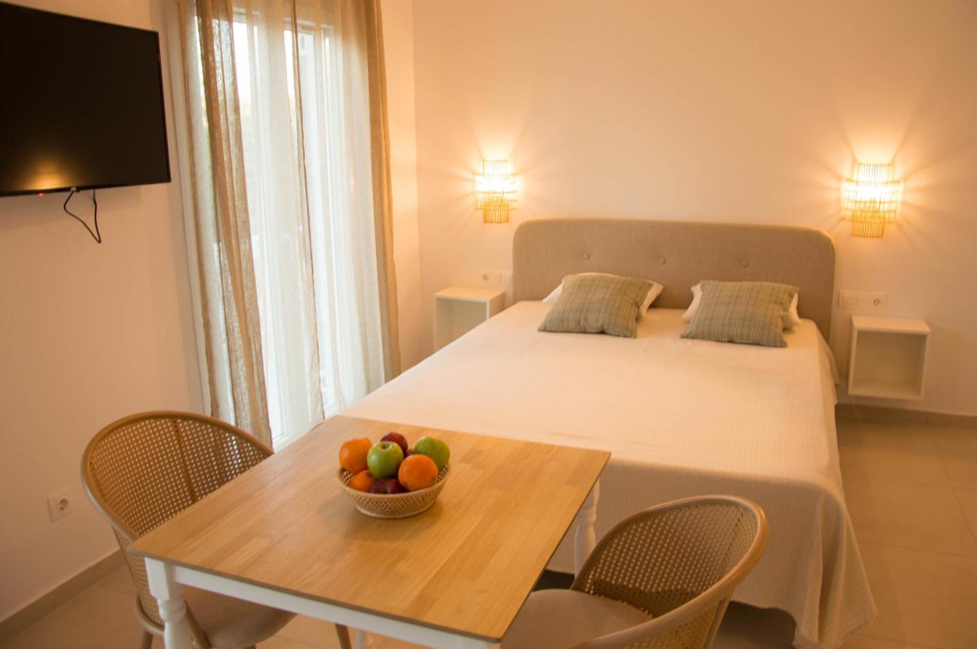 Aristidis Apartments Agios Georgios  Exterior photo
